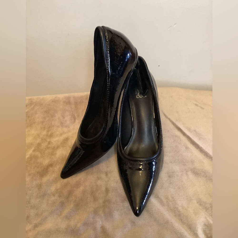 New York & Company Black Patent Leather Stiletto Pump